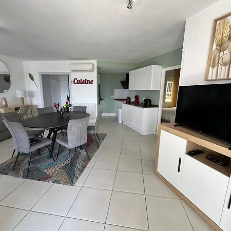 Precioso Moderno Piso Vista Mar 罗萨斯